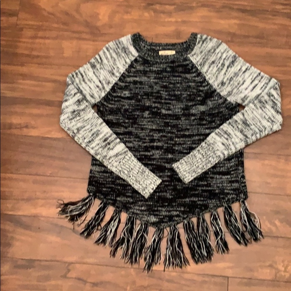 Hollister sweater